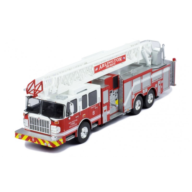 IXO Smeal 105 RM Arlington Fire Rescue
