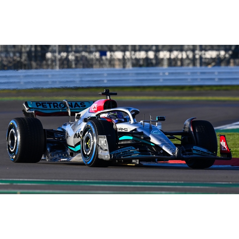 MINICHAMPS Mercedes W13 Hamilton Silverstone 2022 (%)