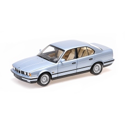 MINICHAMPS 1:18 BMW 535i (E34) 1988