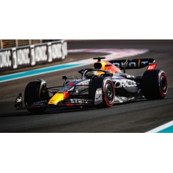 MINICHAMPS Red Bull Honda RB16B Verstappen Winner Abu Dhabi 2022 (%)