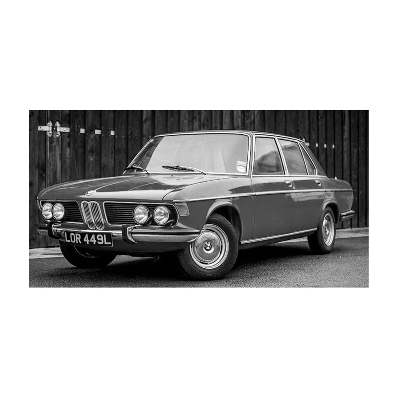MINICHAMPS BMW 2500 (E3) 1968 SILVER (%)