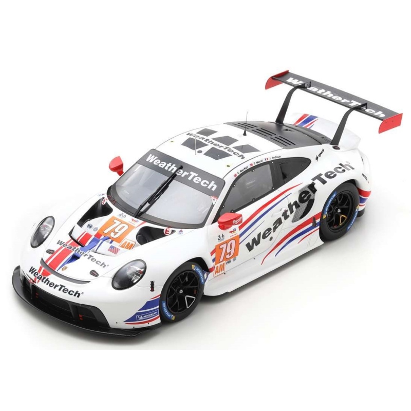SPARK 1/18 Porsche 911 RSR 19 n°79 24H Le Mans 2022