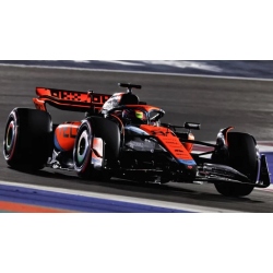 SPARK McLaren MCL60 n°81...