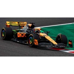 SPARK McLaren MCL60 n°81 Piastri Suzuka 2023 (%)